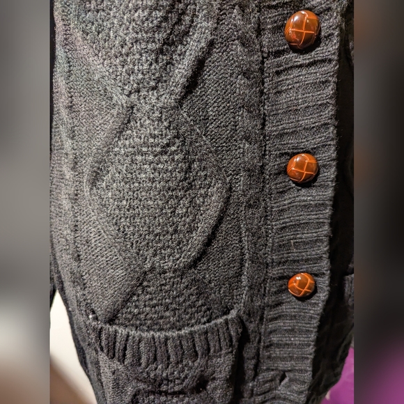 Cable knit black cardigan - size L BNWOT - Picture 2 of 3